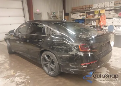 2018 Honda Accord Sport z USA, uszkodzony, nr VIN 1HGCV1F3XJA738035